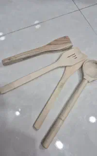 کفگیر چوبی و ملاقه چوبی