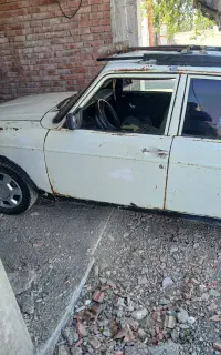 پیکان سواری مدل ۸۳