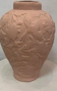 سفال خام پایه آباژور طرح برجسته