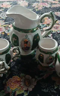 مینی پارچ  با ۴تا فنجونش