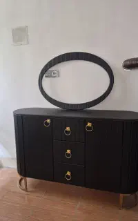 آینه و کنسول