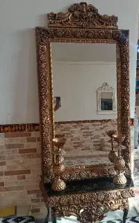 میز آینه و شمعدان