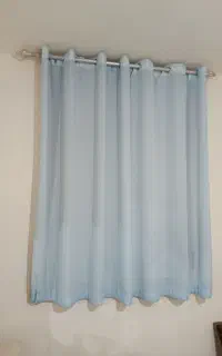 پرده با پایه