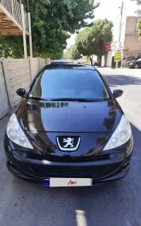 پژو ۲۰۷ فرانسوی دنده دستی
