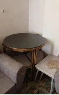 میز نهار خوری کم جا