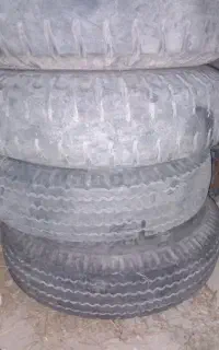 ۴عدد لاستیک نیسان