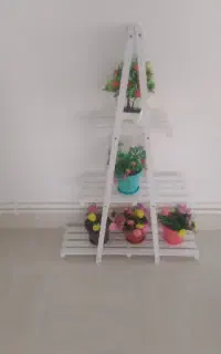 گل بااستند