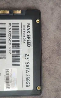 هارد ssdیکی ۲۵۶گیگ یکی ۱۲۰هردو ssd