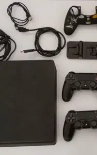 PlayStation 4 Slim 1TB - کاملاً سالم و در حد نو