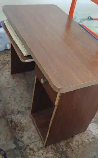 میز کامپیوتر