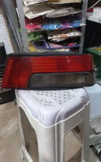 چراغ عقب سمت شاگرد آردی