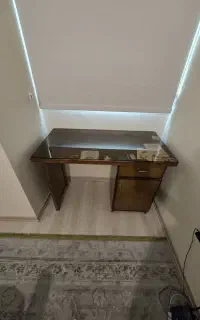 میز تحریر چوبی
