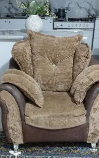 مبل تک نفره