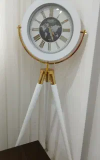 ساعت ایستاده