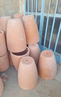 گلدان گلی بزرگ‌مخصوص باغ و ویلا و ورودی سالن