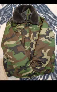 لباس کوهنوردی وشکار