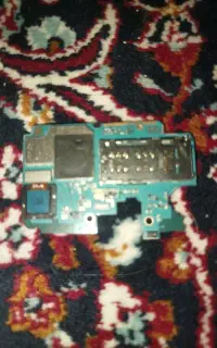 گوشی  j200