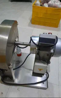 مرغ خرد کن امگا