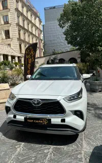 هایلندر فول با جی بی ال و مانیتور بزرگ