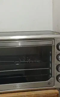 توستر سالم و تمیز