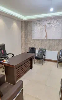 میز و صندلی و مبلمان اداری