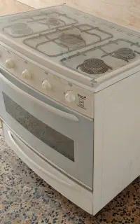 اجاق گاز پنج شعله فندک‌دار طرح‌فر تاکنوگاز