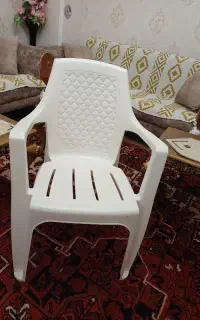 صندلی پلاستیکی