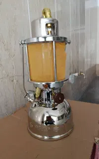 چراغ زنبوری