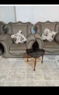 مبل راحتی سالم همراه با عسلی