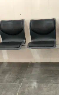صندلی انتظار و تخت