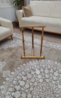 سه پایه چوبی یا واکر چوبی کودک