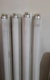 مهتابی با لامپش