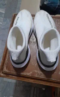 کفش کتونی ساق دار