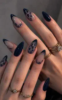 ناخنکار حرفه ای باسابقه و کاربلد با اخلاق
