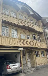 منزل مسکونی سه طبقه