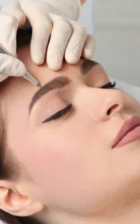 مدل میکروبلیدینگ ابرو