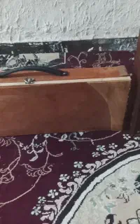 گیتار با نماهنگ زیبا همراه جعبه تخته ای اصل