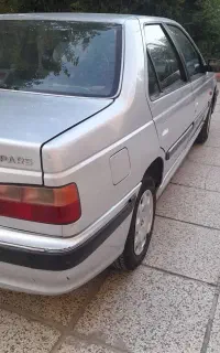 پژو پارس ۸۴ بی‌رنگ