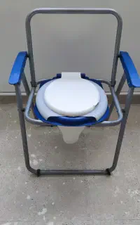 توالت فرنگی  تاشو