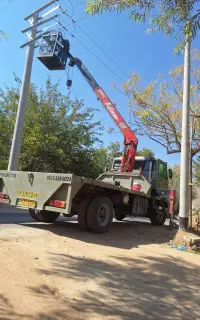 خدمات جرثقیل