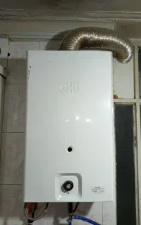 آبگرمکن دیواری GHM  مخزن دار