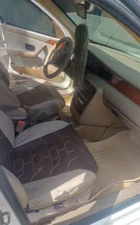 ماشین سمند سفید