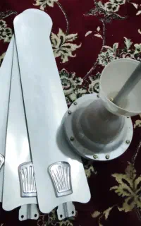 مقداری وسیله خانگی