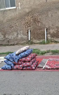 فرشینه ۶متری  و بالشت تعدادی محدود