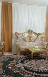 مبل هفت نفره درحد بسیار نو با کاور