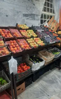 استند و پالت میوه فروشی