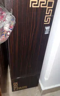میزارایش. چوب بغل مبل