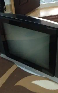 تلویزیون ۲۴ اینج