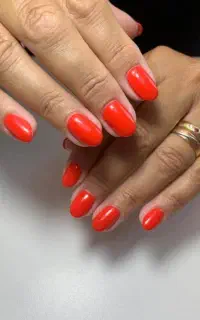 خدمات تخصصی ناخن در بهارستان آفر ویژه و طراحی هدیه