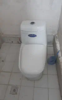توالت فرنگی  دو عدد